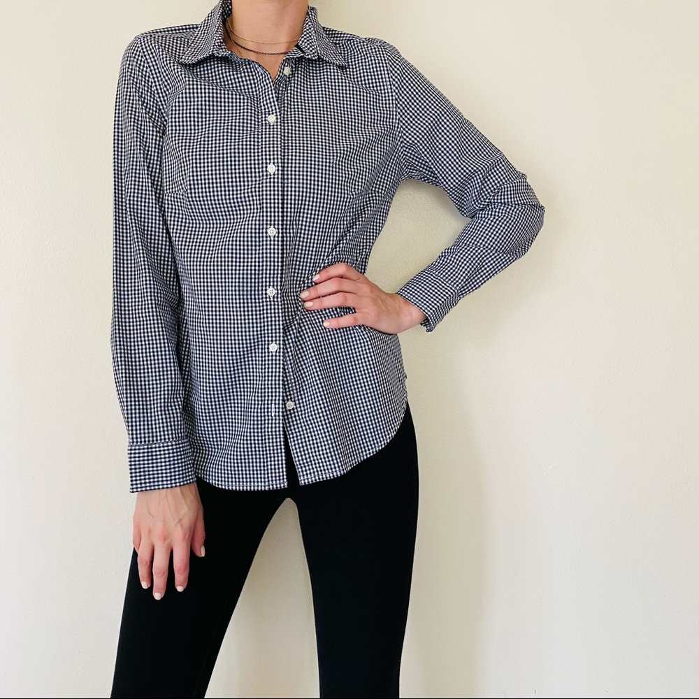 ST John’s Bay plaid wrinkle free 100% Cotton button down shirt top